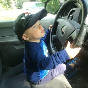 Meet your Posher, Adam